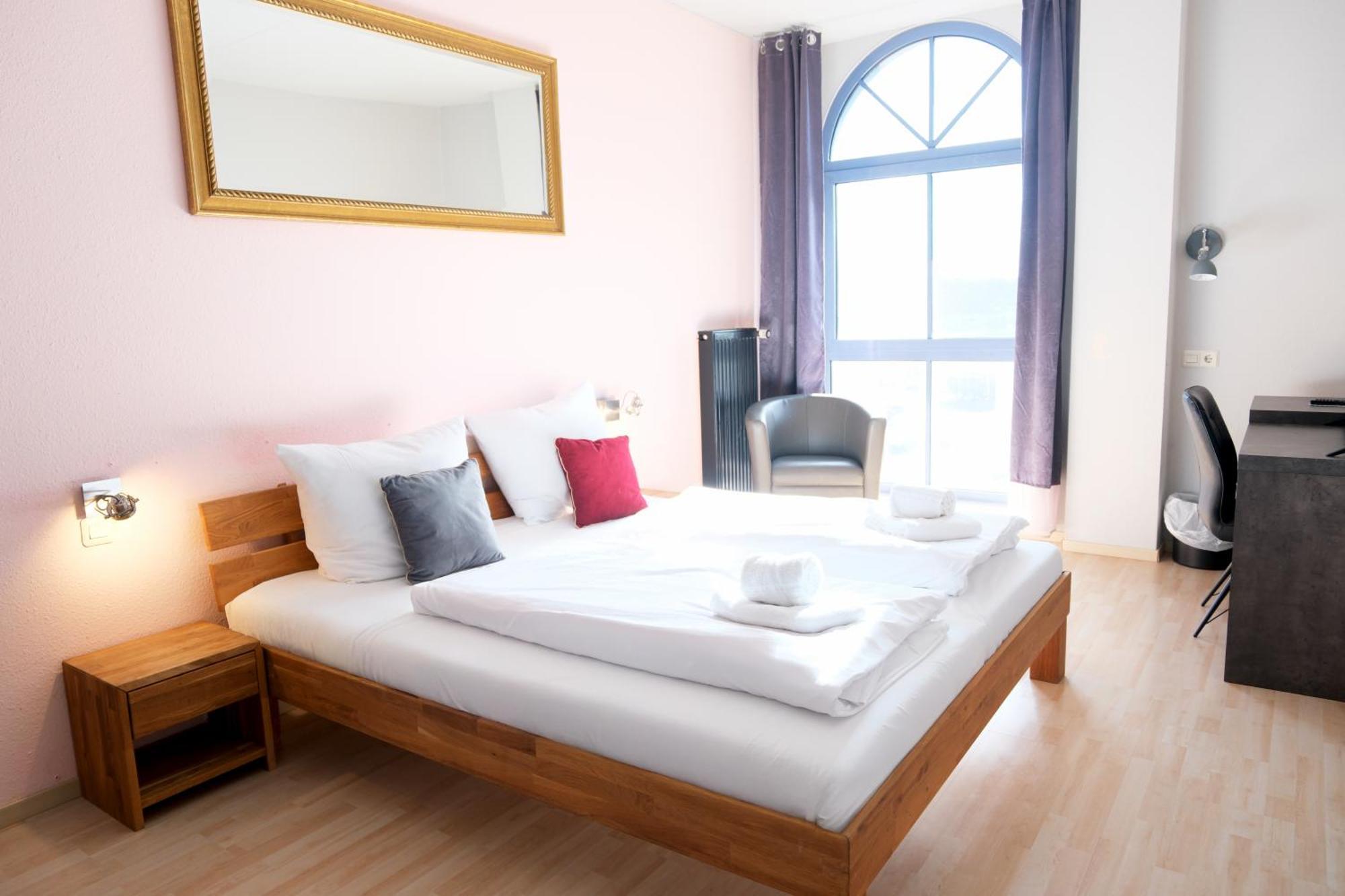 Hotel Stargaze Forum Duesseldorf-hilden 3*